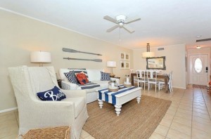 AMI vacation rental living and dining room 